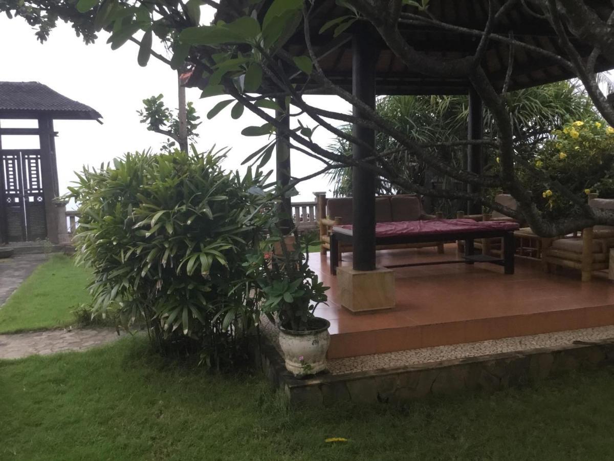 Bali North Beach B&B Tianyar Exteriör bild