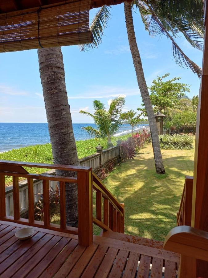 Bali North Beach B&B Tianyar Exteriör bild