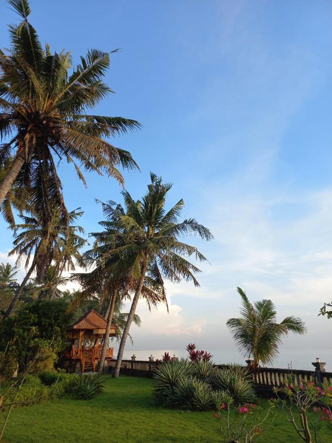 Bali North Beach B&B Tianyar Exteriör bild