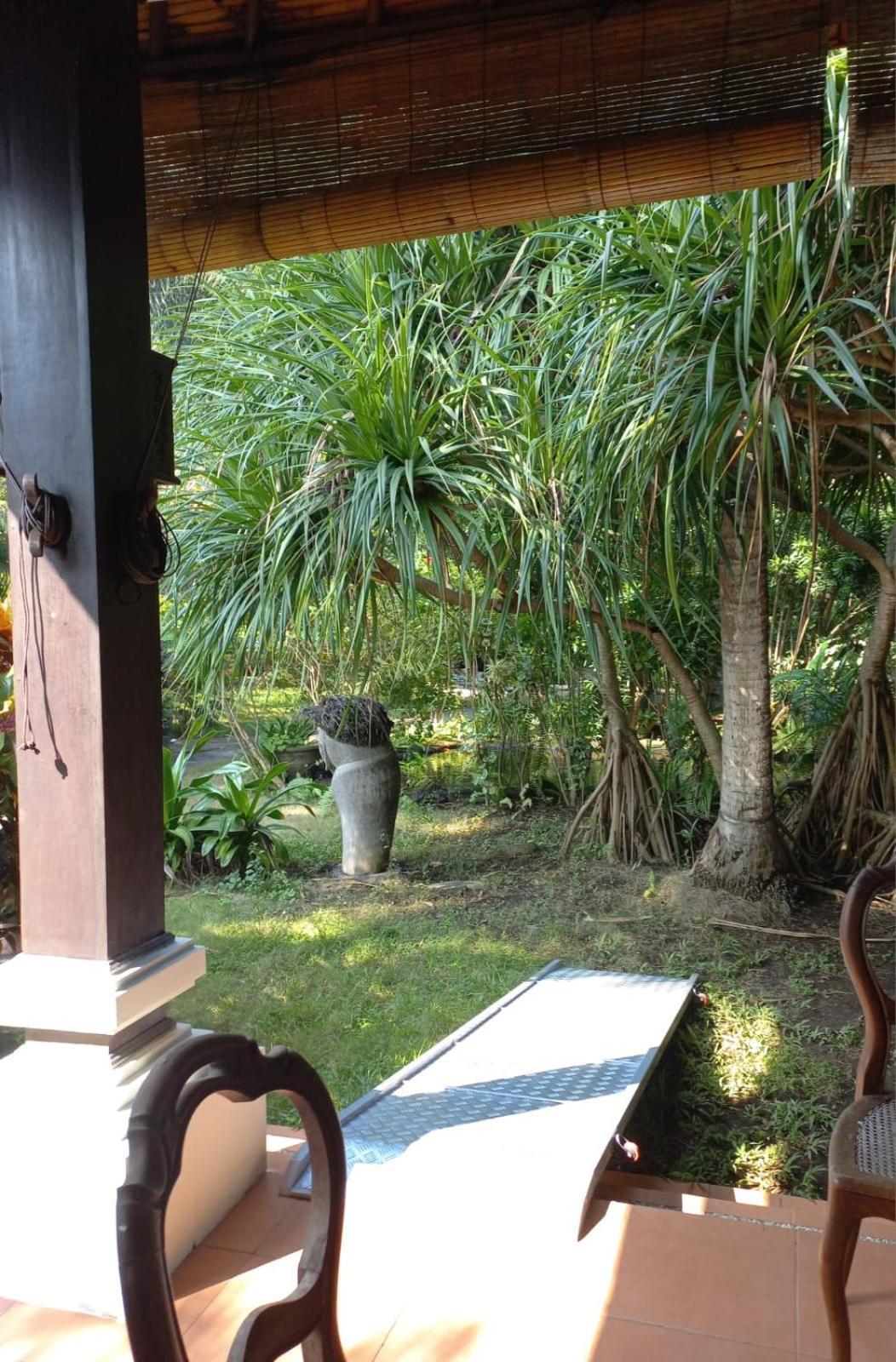 Bali North Beach B&B Tianyar Exteriör bild